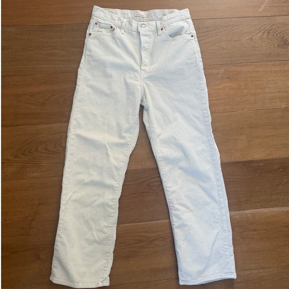 Levi's Ribcage Straight Corduroy Jeans
